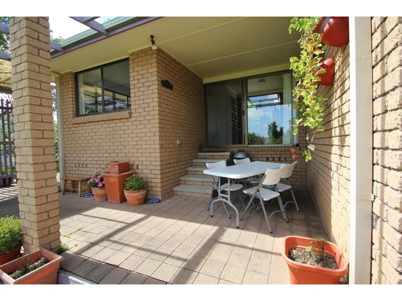 12 Wood Street, Tenterfield NSW 2372