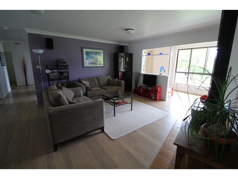 12 Wood Street, Tenterfield NSW 2372