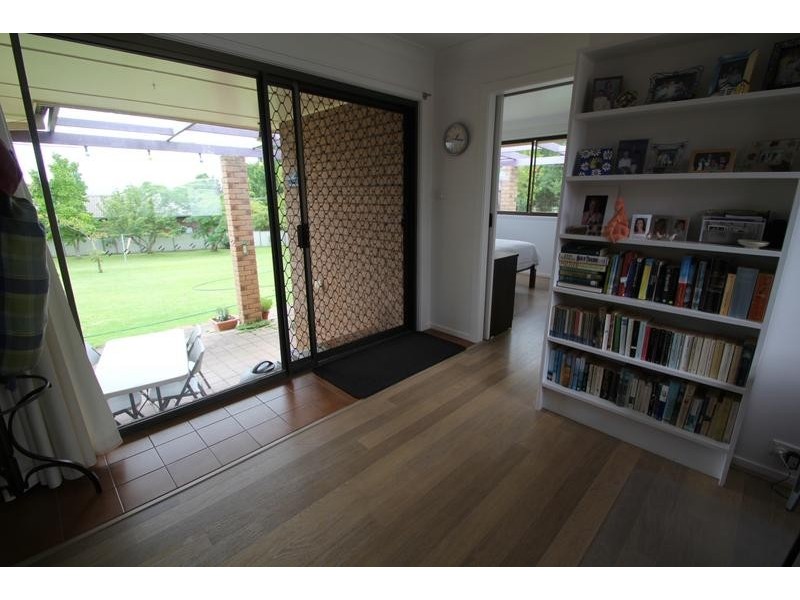 12 Wood Street, Tenterfield NSW 2372