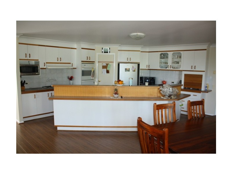 4 Wood Street, Tenterfield NSW 2372