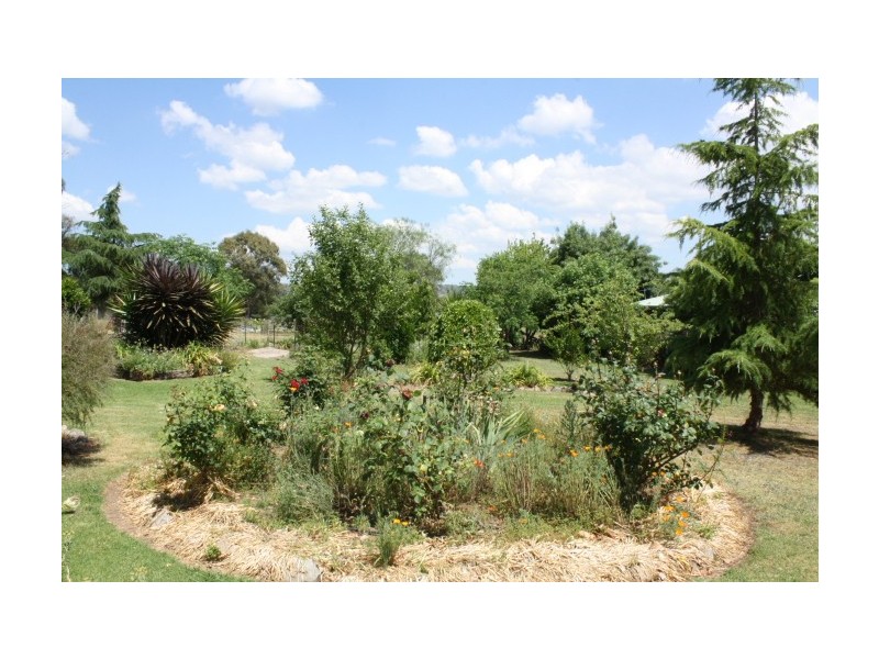 4 Wood Street, Tenterfield NSW 2372