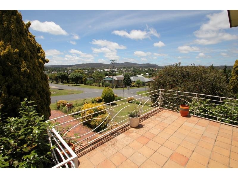 130 Pelham Street, Tenterfield NSW 2372