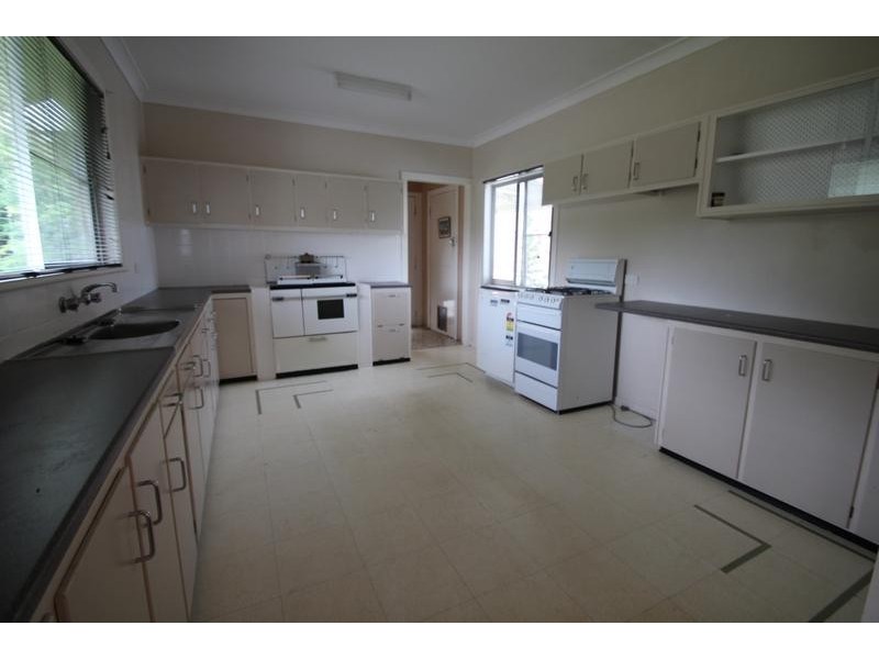 130 Pelham Street, Tenterfield NSW 2372
