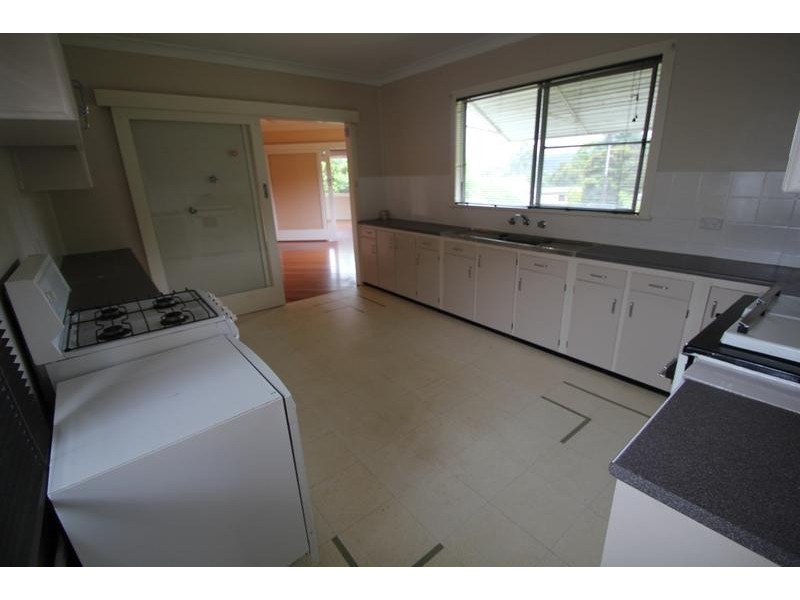 130 Pelham Street, Tenterfield NSW 2372