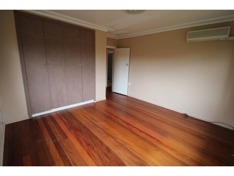 130 Pelham Street, Tenterfield NSW 2372