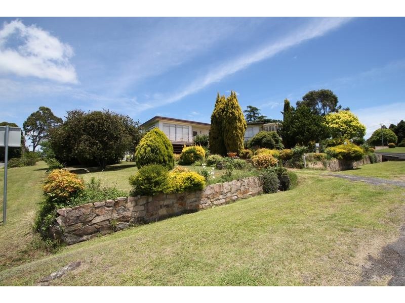 130 Pelham Street, Tenterfield NSW 2372