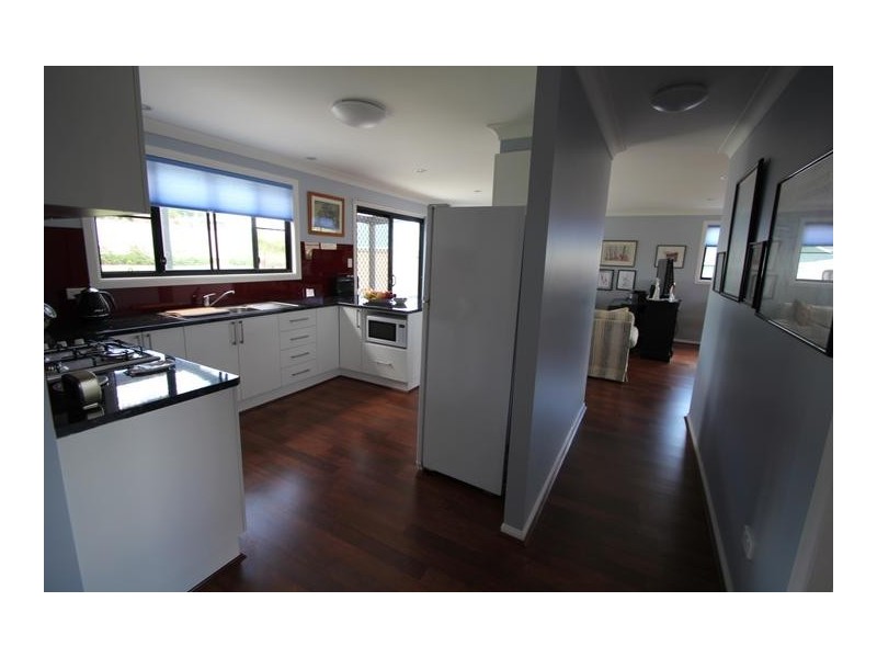 42 Petre Street, Tenterfield NSW 2372