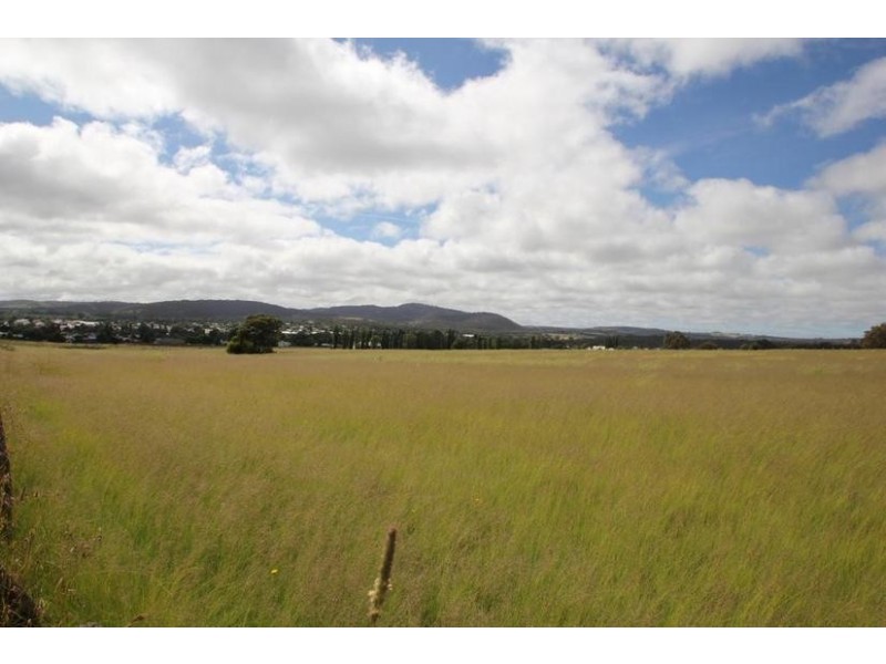 Lot 80,  Molesworth Street, Tenterfield NSW 2372