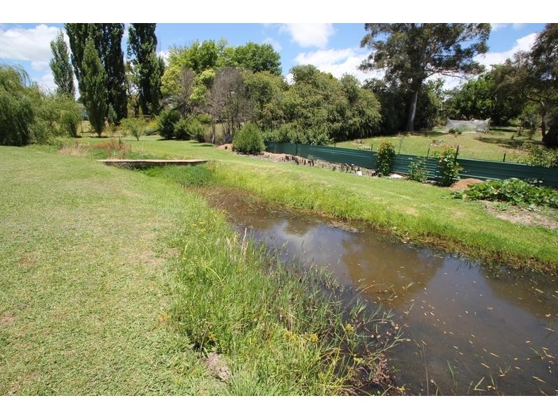 174 Logan Street, Tenterfield NSW 2372