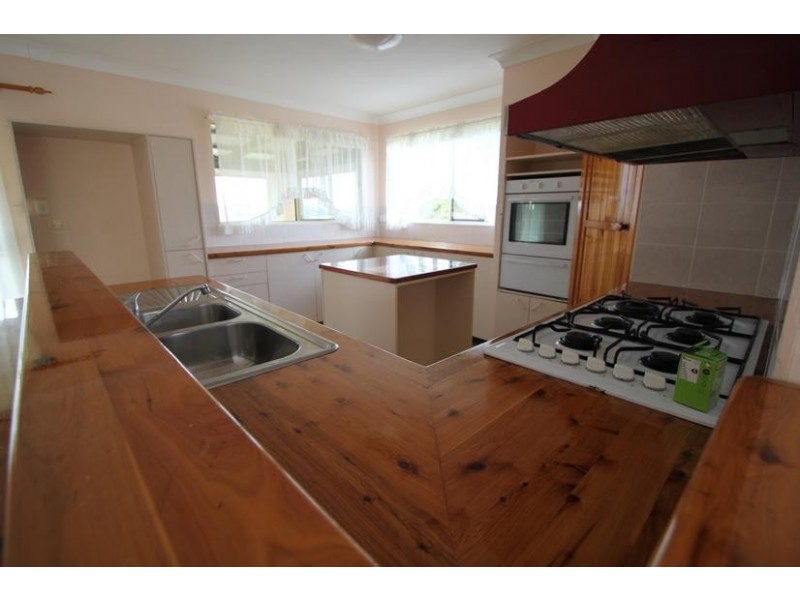 296 New England Highway, Tenterfield NSW 2372