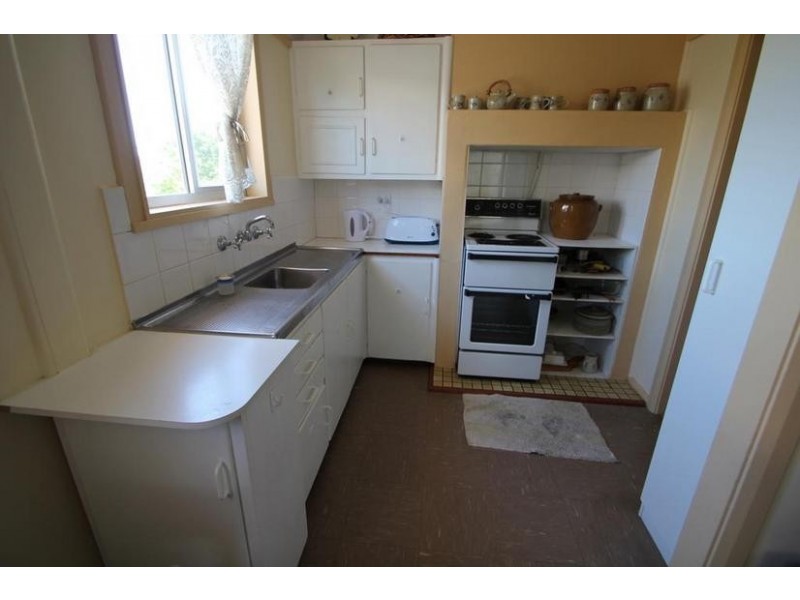 108 Douglas Street, Tenterfield NSW 2372