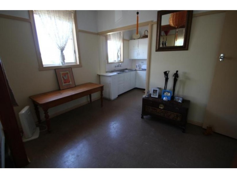 108 Douglas Street, Tenterfield NSW 2372