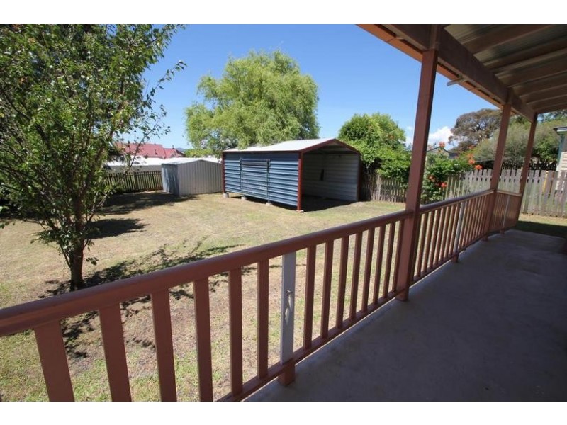 108 Douglas Street, Tenterfield NSW 2372