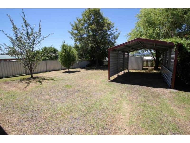 108 Douglas Street, Tenterfield NSW 2372