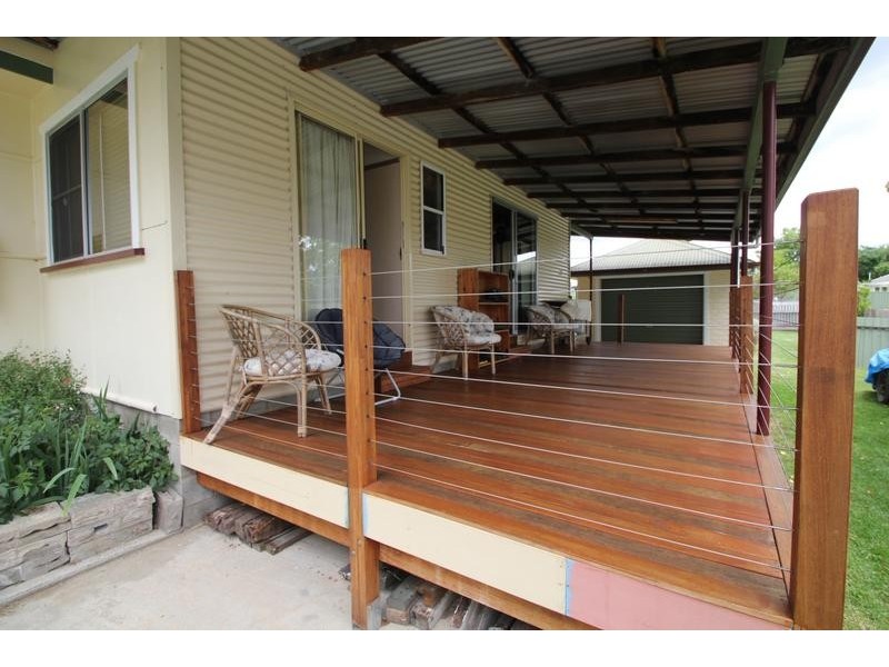 3 Clive Street, Tenterfield NSW 2372