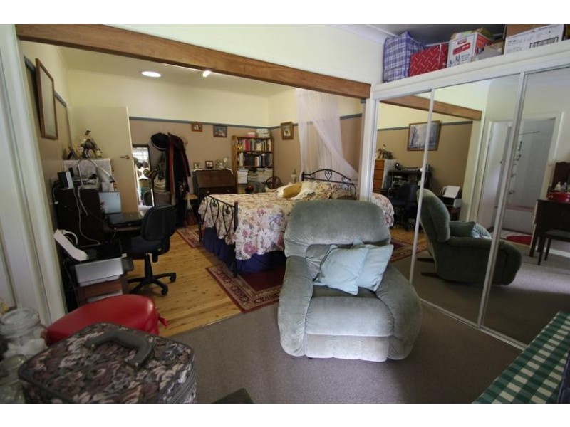 3 Clive Street, Tenterfield NSW 2372