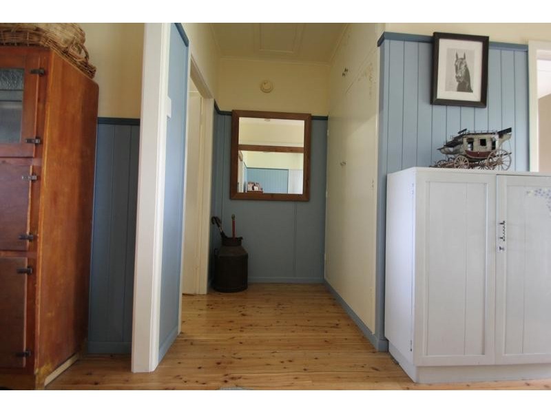 3 Clive Street, Tenterfield NSW 2372
