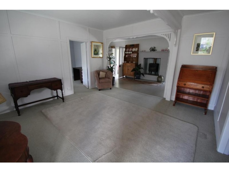 387 Rouse Street, Tenterfield NSW 2372