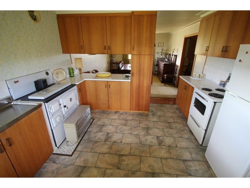 100 Martin Street, Tenterfield NSW 2372