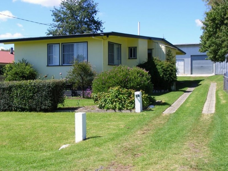 60 Bulwer Street, Tenterfield NSW 2372