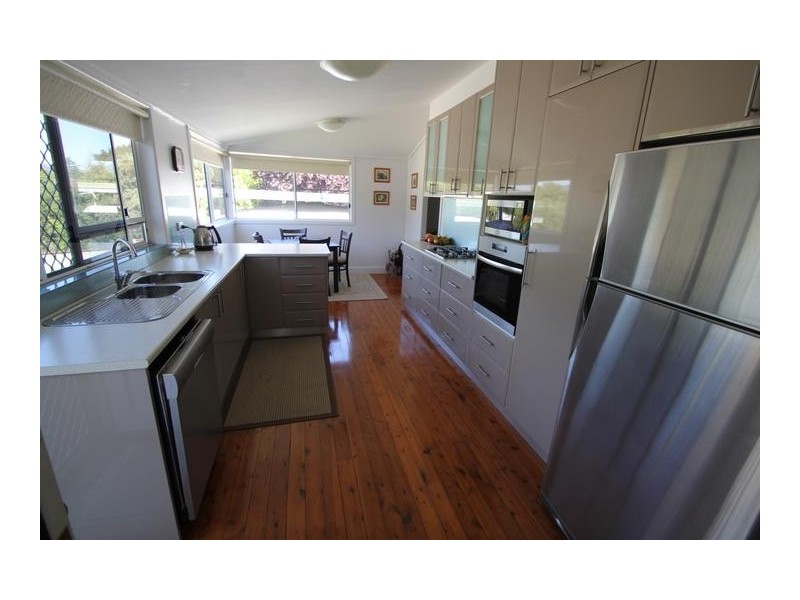 83 Martin Street, Tenterfield NSW 2372