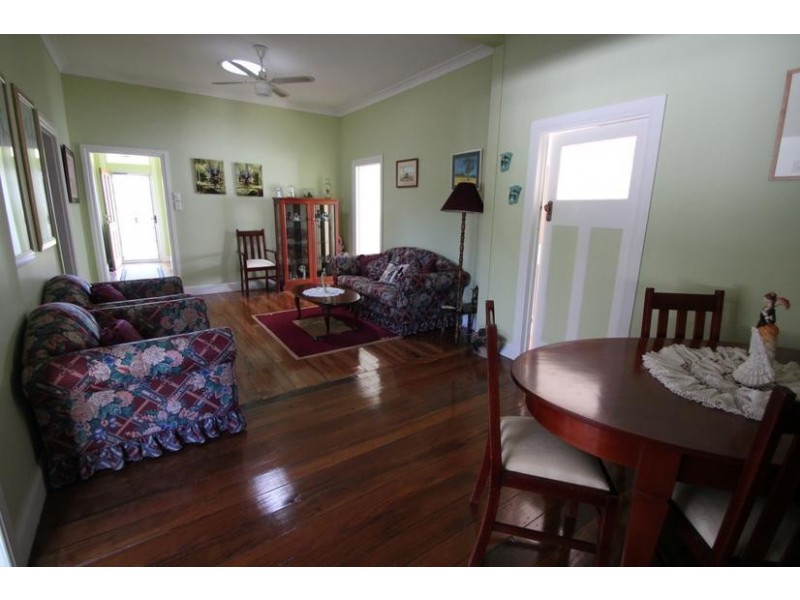 83 Martin Street, Tenterfield NSW 2372