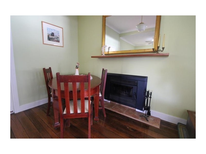 83 Martin Street, Tenterfield NSW 2372
