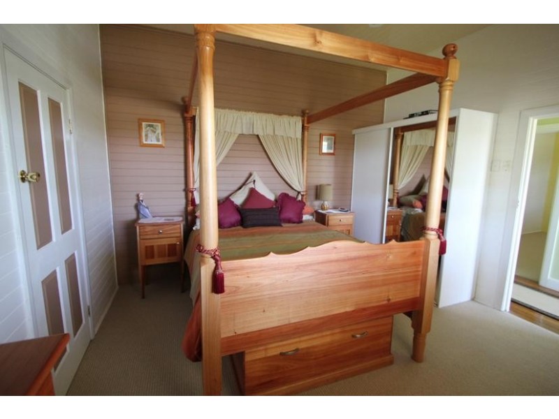 83 Martin Street, Tenterfield NSW 2372