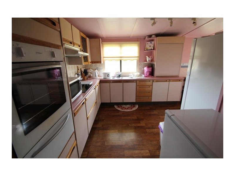 54 Logan Street, Tenterfield NSW 2372