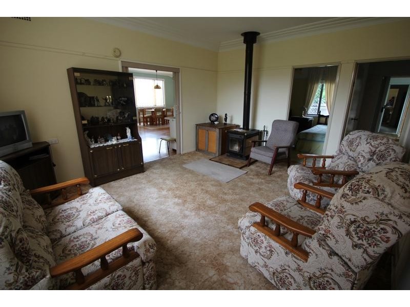 49 High Street, Tenterfield NSW 2372