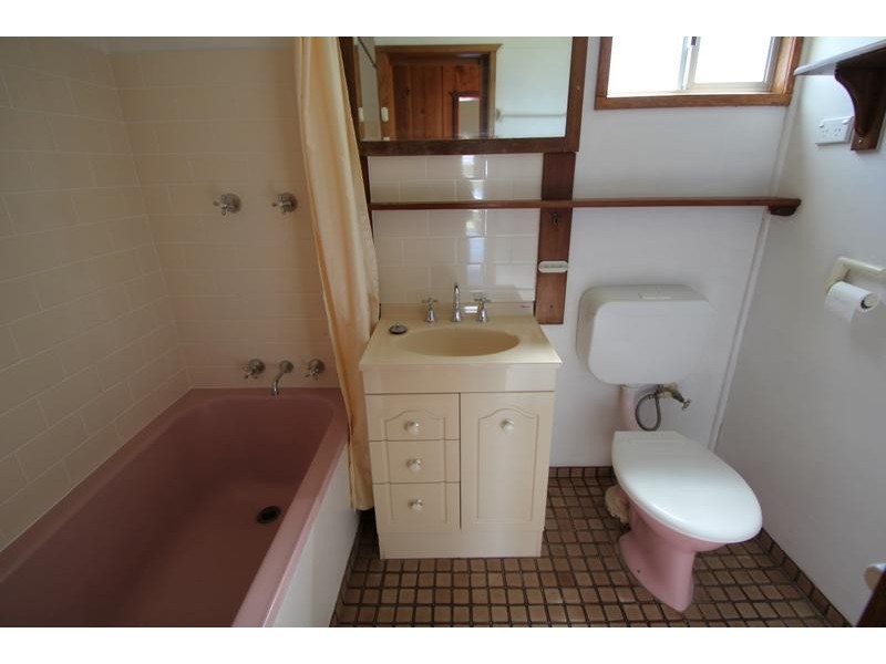 36 Margaret Street, Tenterfield NSW 2372