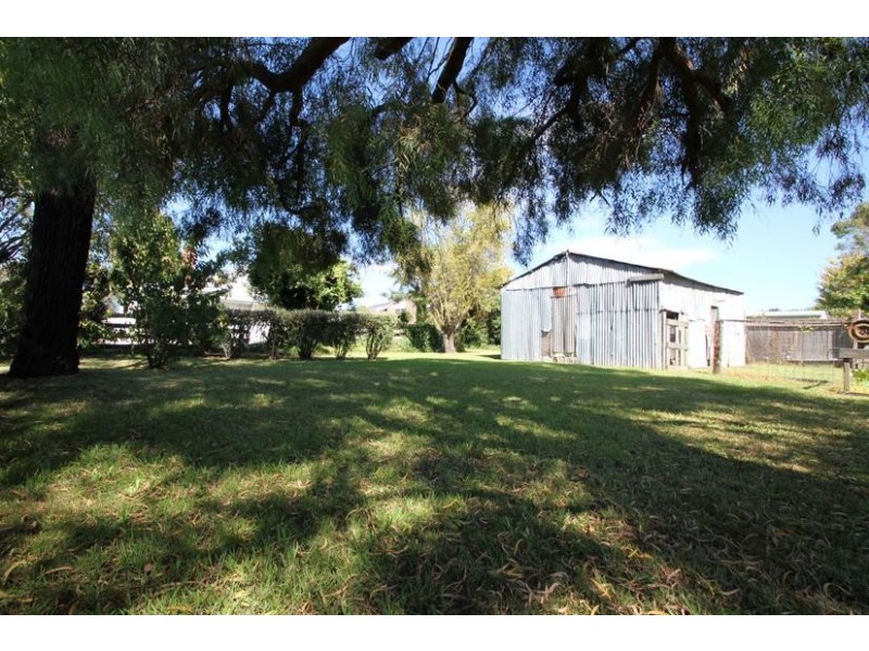 36 Margaret Street, Tenterfield NSW 2372