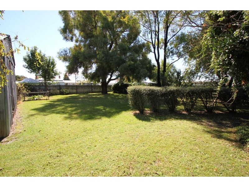 36 Margaret Street, Tenterfield NSW 2372