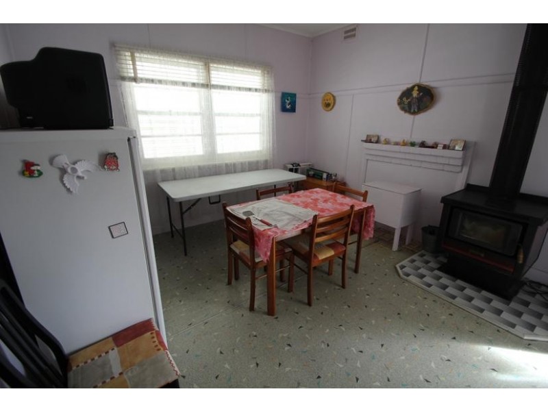 48 Logan Street, Tenterfield NSW 2372