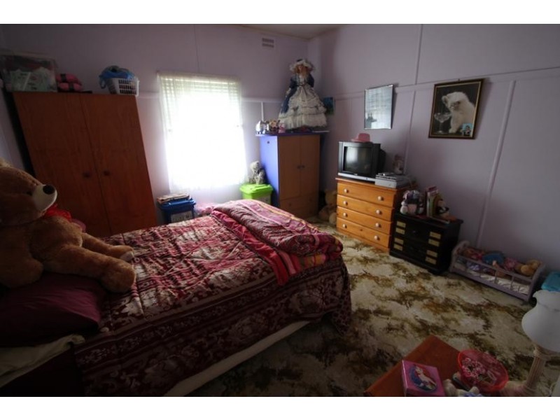 48 Logan Street, Tenterfield NSW 2372