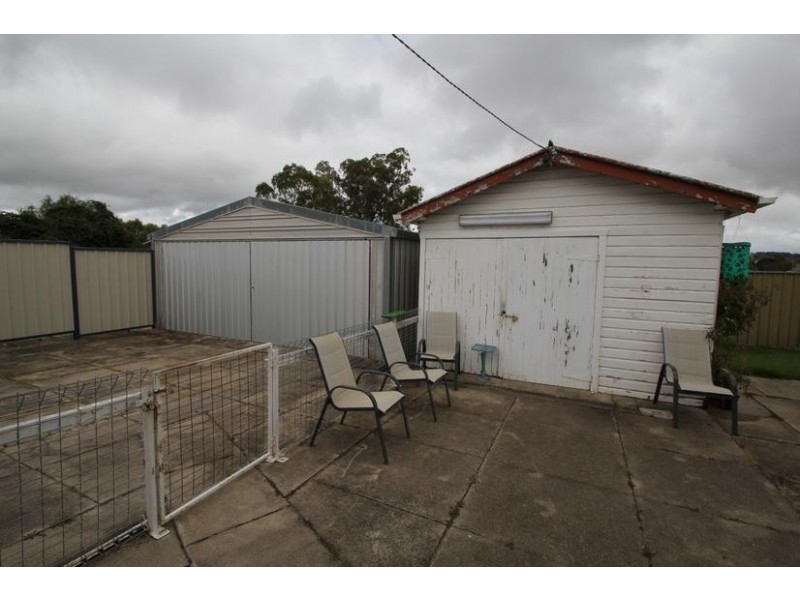 48 Logan Street, Tenterfield NSW 2372