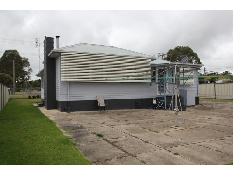 48 Logan Street, Tenterfield NSW 2372