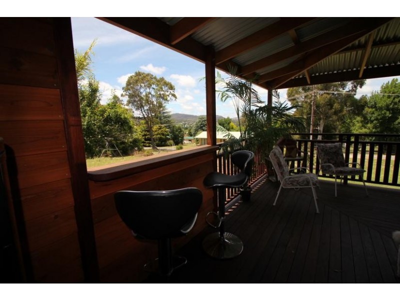 44 Petre Street, Tenterfield NSW 2372