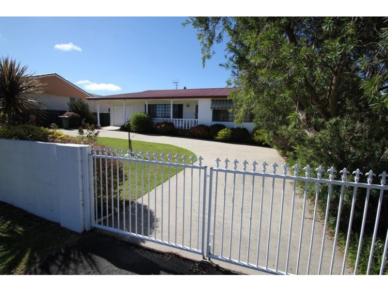 94 Bulwer Street, Tenterfield NSW 2372