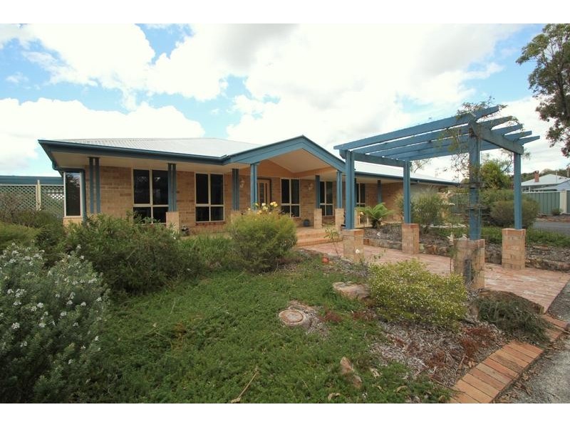 52 Welburn Lane, Tenterfield NSW 2372