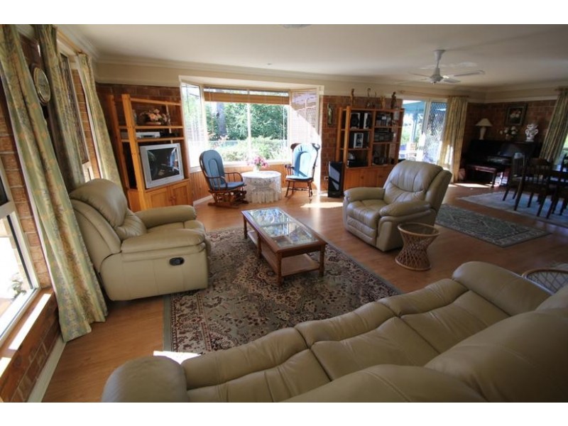 52 Welburn Lane, Tenterfield NSW 2372