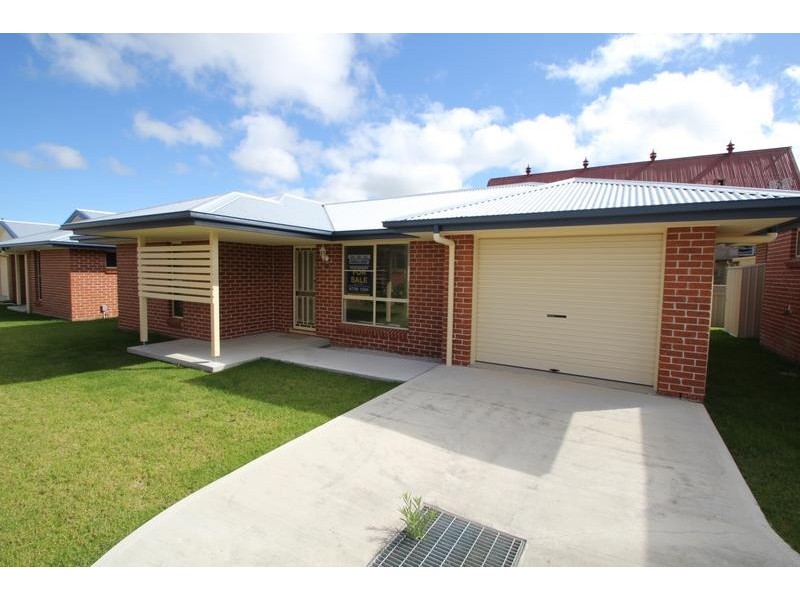 11/65-67 Scott Street, Tenterfield NSW 2372