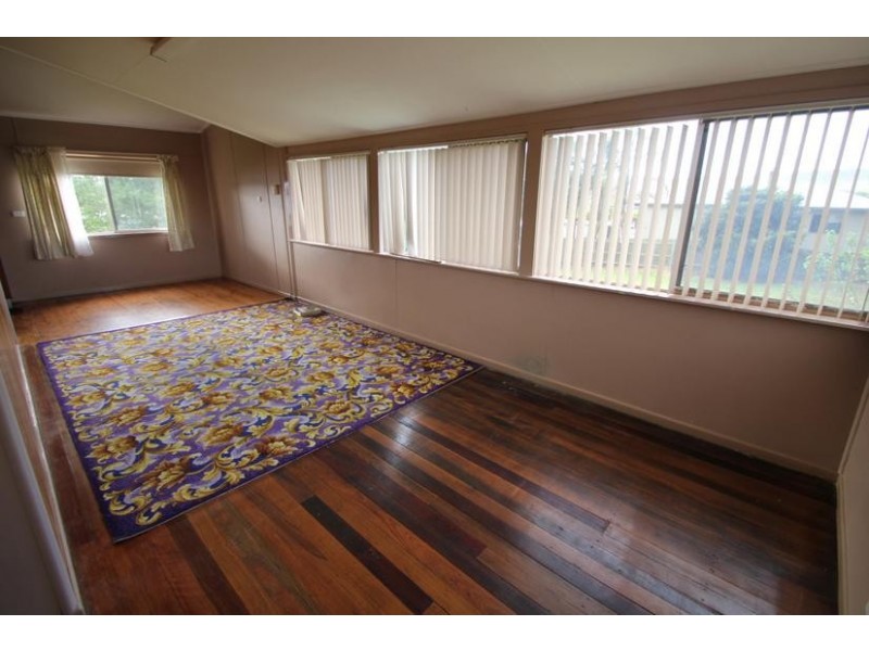 70 – 72 Border Street, Wallangarra QLD 4383