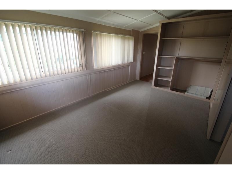 70 – 72 Border Street, Wallangarra QLD 4383