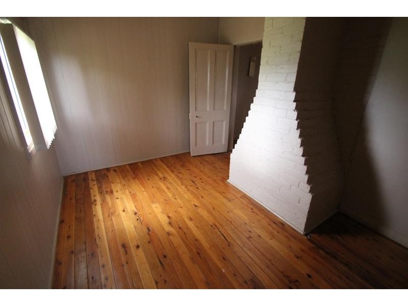 70 – 72 Border Street, Wallangarra QLD 4383