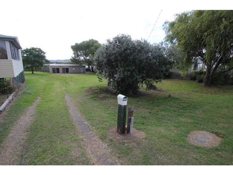 70 – 72 Border Street, Wallangarra QLD 4383