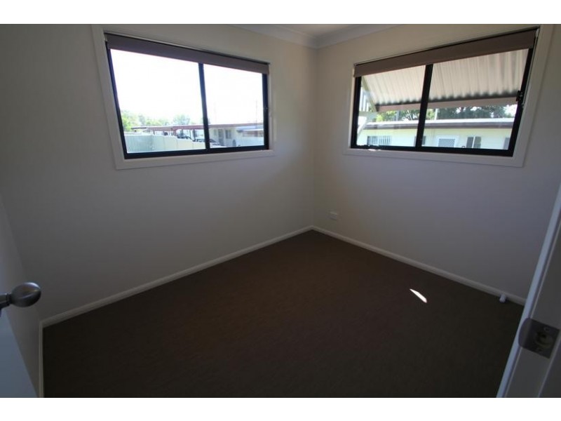 4 Laird Street, Tenterfield NSW 2372