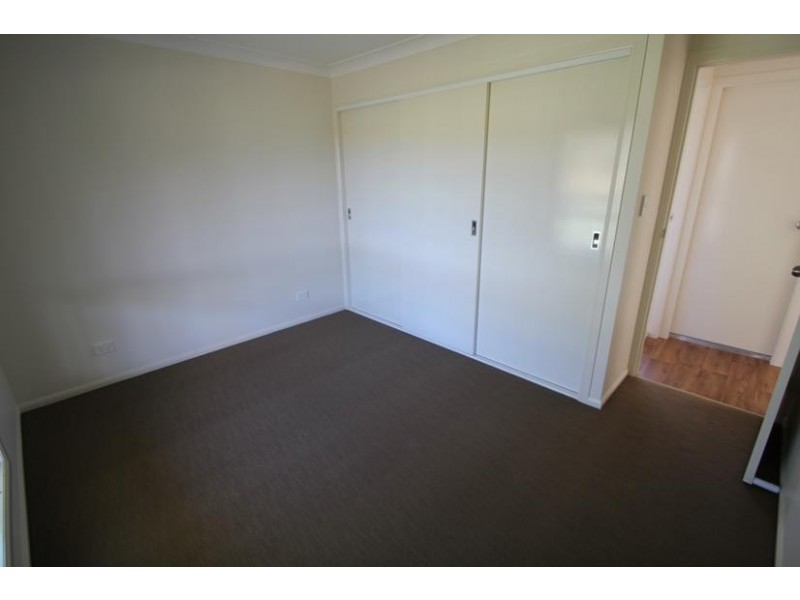 4 Laird Street, Tenterfield NSW 2372