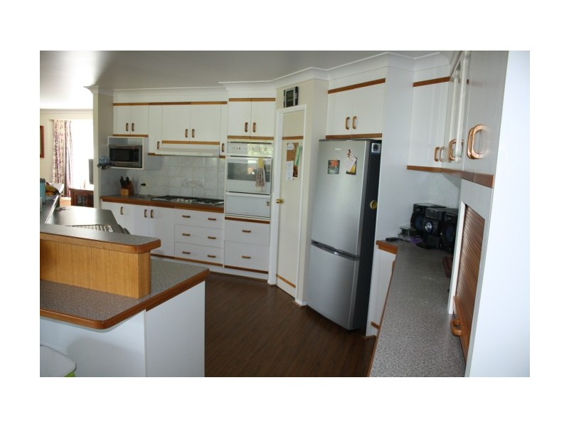 4 Wood Street, Tenterfield NSW 2372