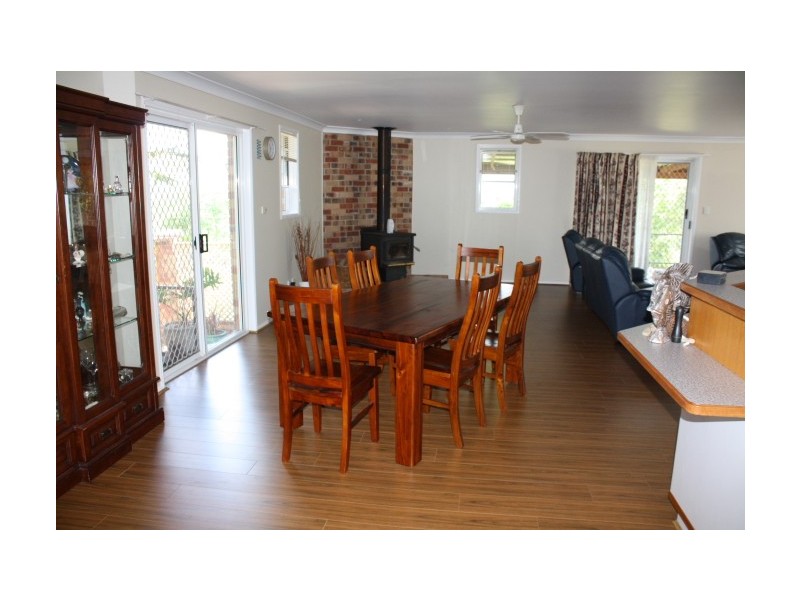 4 Wood Street, Tenterfield NSW 2372